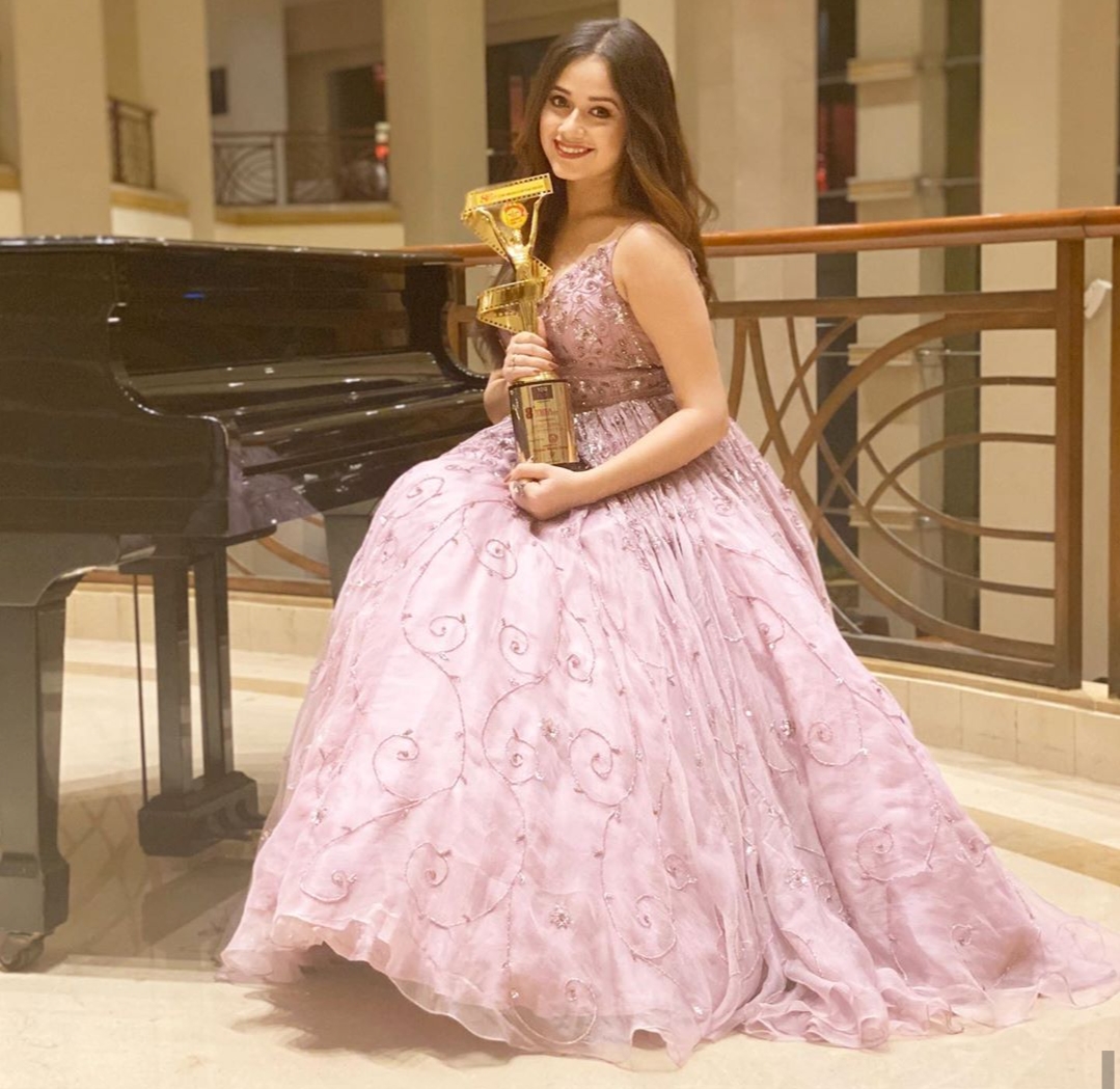 Jannat Zubair - Celeb Face - Know Everything About Your Favorite Star