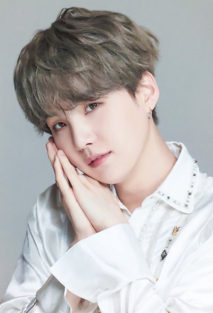 Suga-Bts - Celeb Face - Know Everything About Your Favorite Star