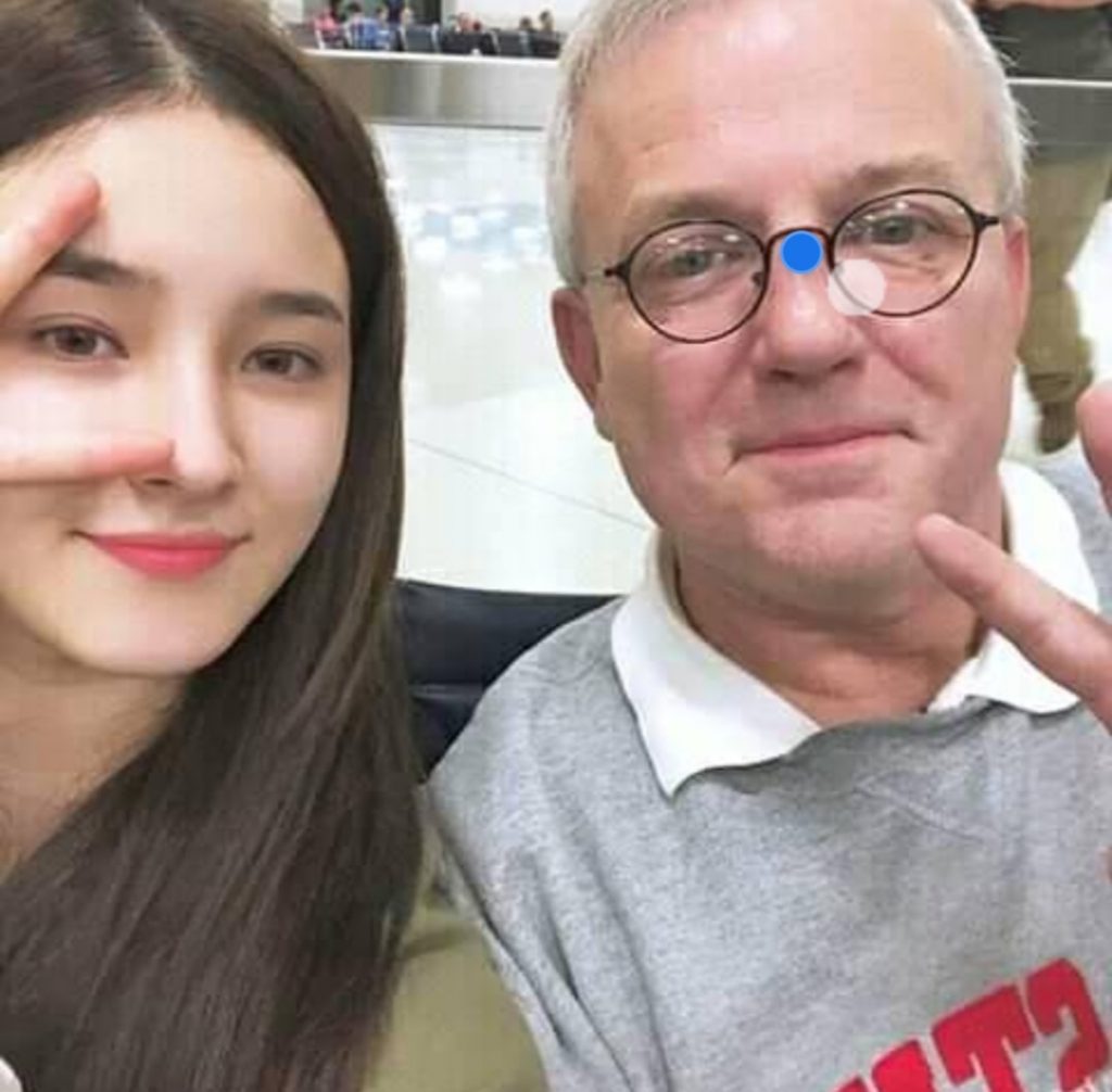 Nancy Momoland Father