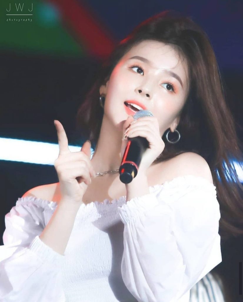 Nancy Momoland Biography, Age, Birthday, Height, Net Worth, Instagram.