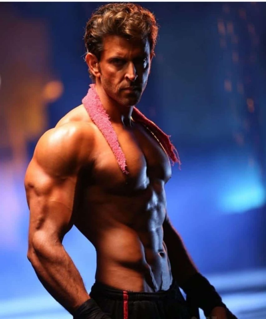 Hrithik Roshan Age, Height in Feet, Wife, Affairs, Net Worth, Movies list.