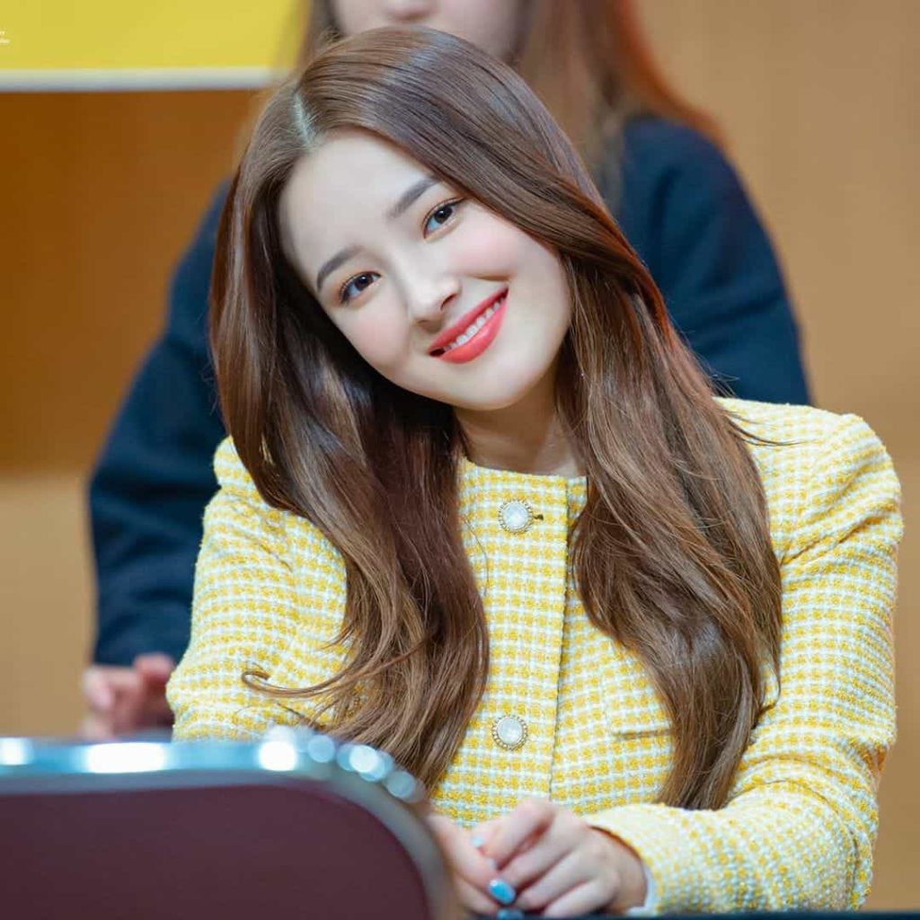 Nancy Momoland age