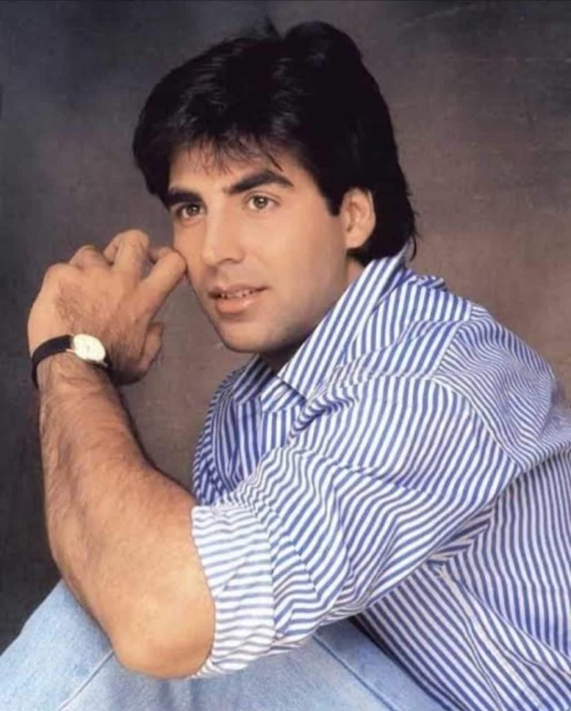 Akshay Kumar age