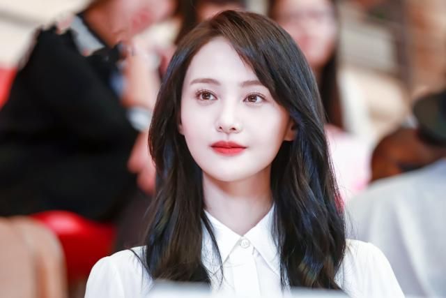 Zheng Shuang Age